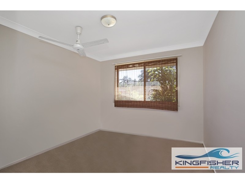 8 Falcon Court, Burleigh Waters QLD 4220