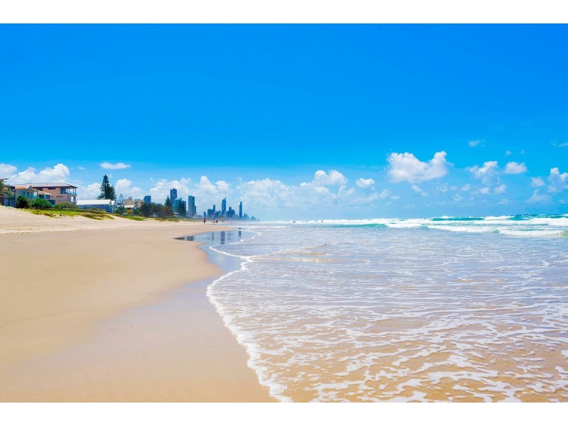223 Hedges Avenue, Mermaid Beach QLD 4218