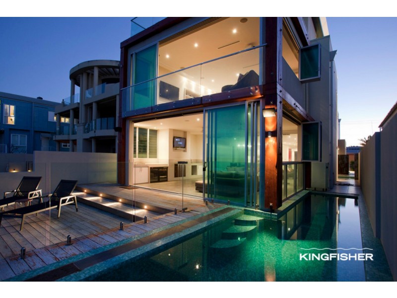 223 Hedges Avenue, Mermaid Beach QLD 4218