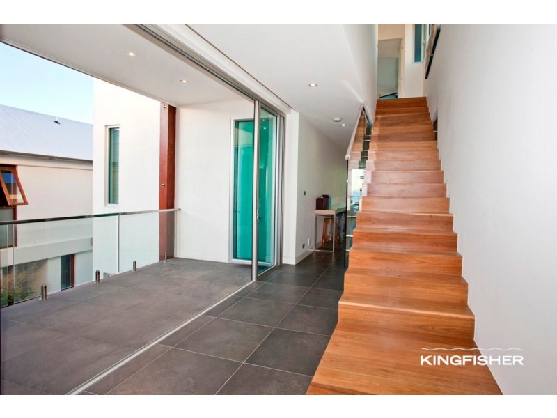223 Hedges Avenue, Mermaid Beach QLD 4218