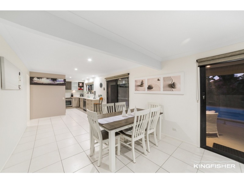 12 Manakin Avenue, Burleigh Waters QLD 4220