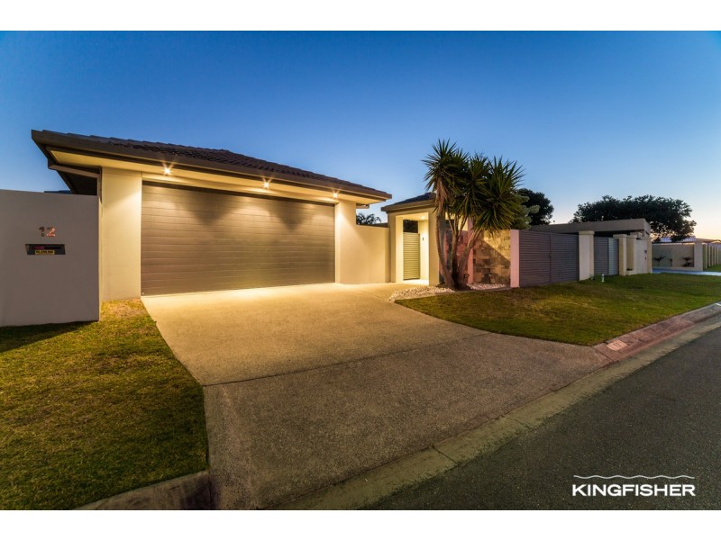 12 Manakin Avenue, Burleigh Waters QLD 4220