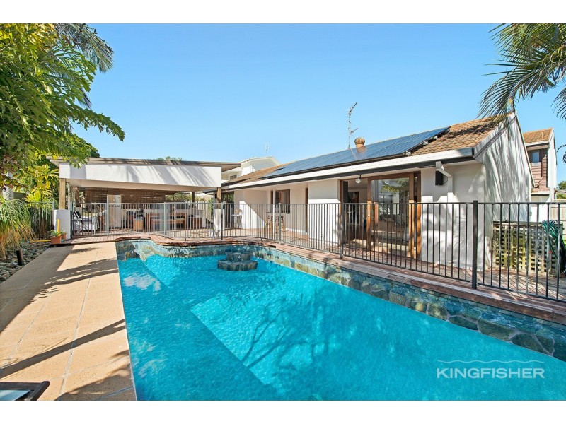 105 Burleigh Street, Burleigh Waters QLD 4220