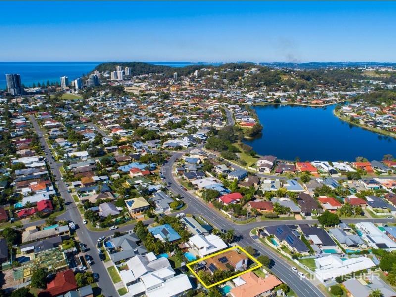 105 Burleigh Street, Burleigh Waters QLD 4220