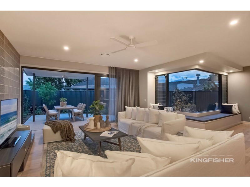 5A Emu Place, Burleigh Waters QLD 4220