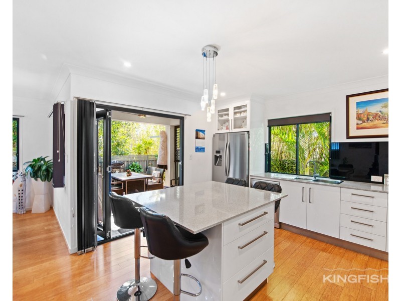2/21 Clinton Avenue, Burleigh Waters QLD 4220
