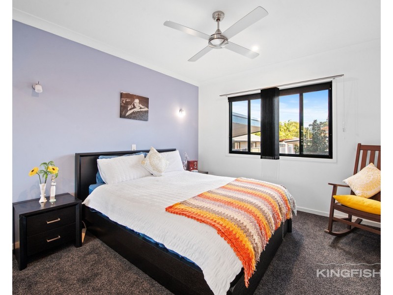 2/21 Clinton Avenue, Burleigh Waters QLD 4220