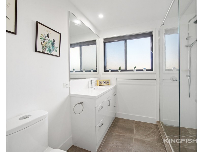 2/21 Clinton Avenue, Burleigh Waters QLD 4220