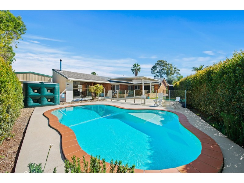 14 Swift Place, Burleigh Waters QLD 4220