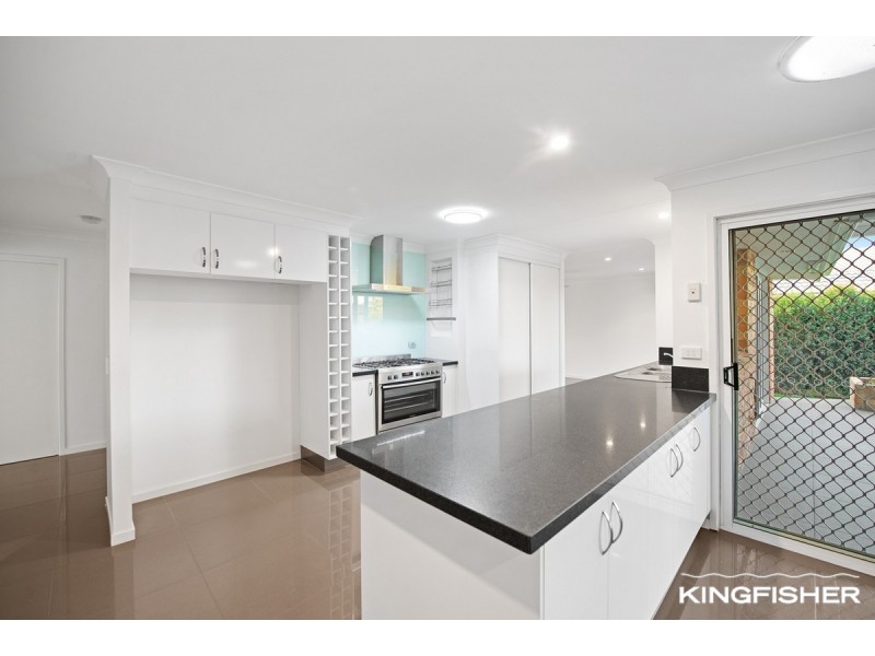 14 Swift Place, Burleigh Waters QLD 4220