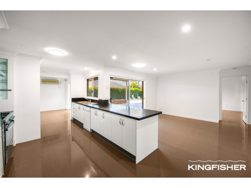 14 Swift Place, Burleigh Waters QLD 4220