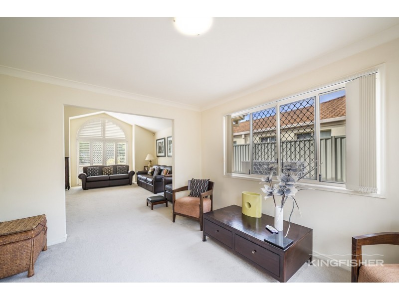 199 Dunlin Drive, Burleigh Waters QLD 4220