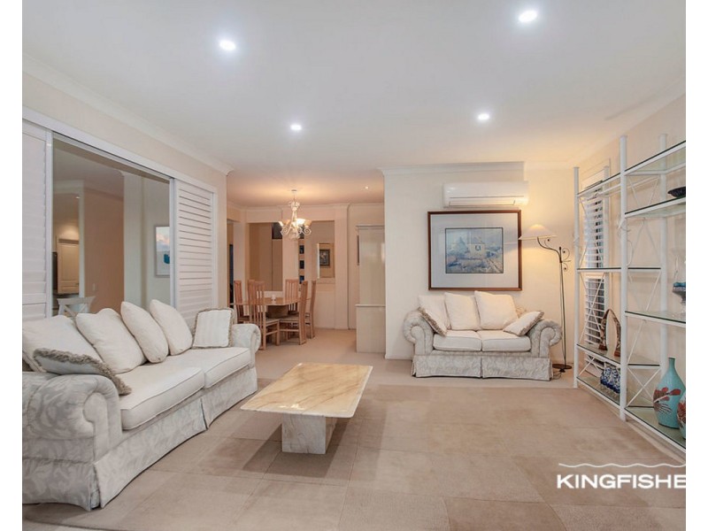 19 Cassowary Drive, Burleigh Waters QLD 4220