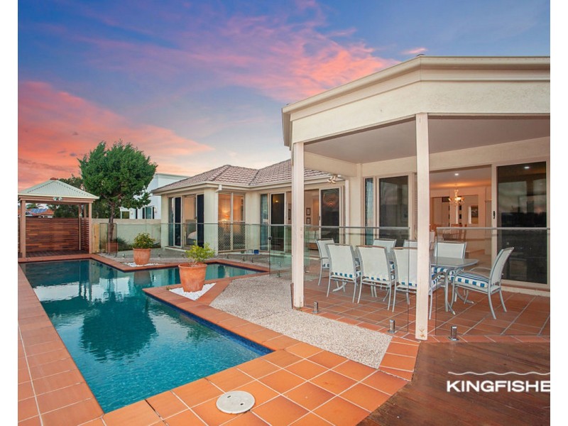 19 Cassowary Drive, Burleigh Waters QLD 4220