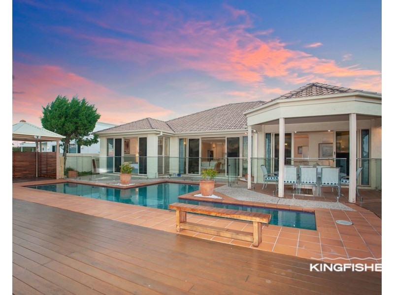 19 Cassowary Drive, Burleigh Waters QLD 4220
