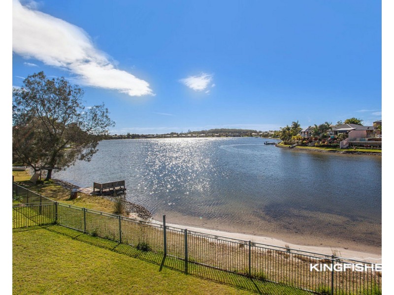 19 Cassowary Drive, Burleigh Waters QLD 4220