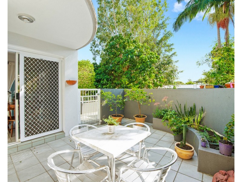 2/17 George Street East, Burleigh Heads QLD 4220