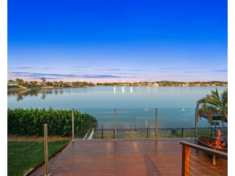 83 Cassowary Drive, Burleigh Waters QLD 4220