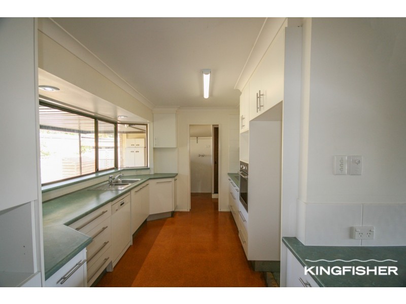 159 Acanthus Avenue, Burleigh Waters QLD 4220
