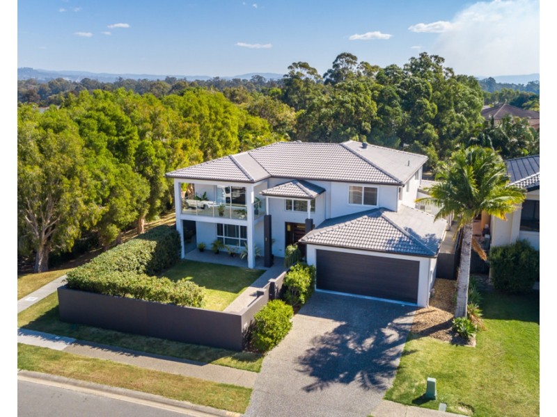 111 Dunlin Drive, Burleigh Waters QLD 4220