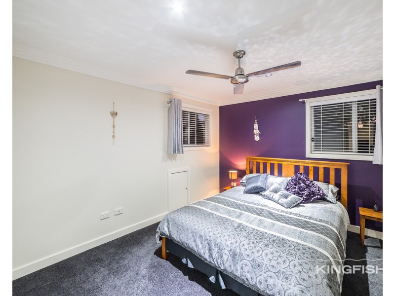 111 Dunlin Drive, Burleigh Waters QLD 4220