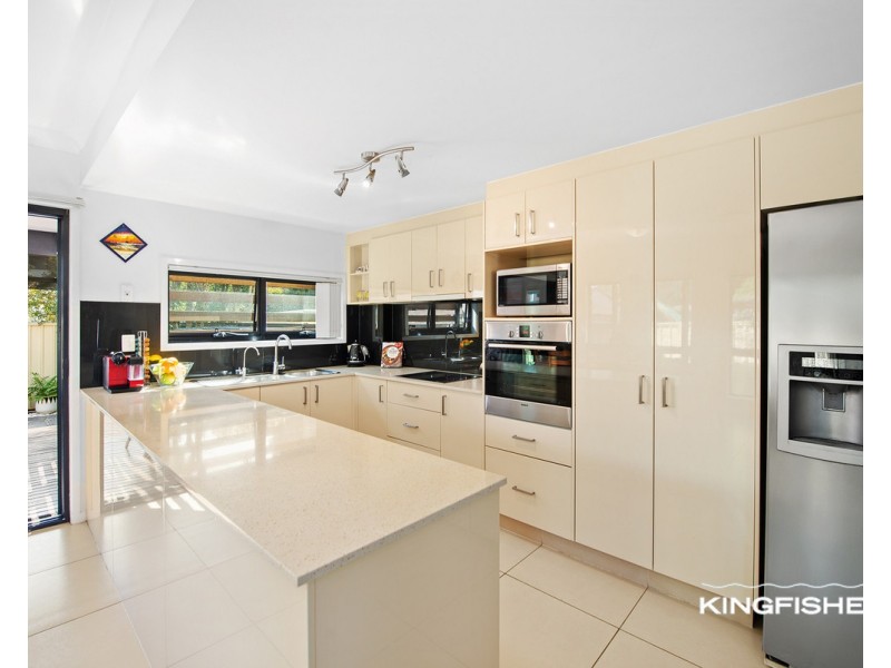 1/6 Peter Parade, Miami QLD 4220
