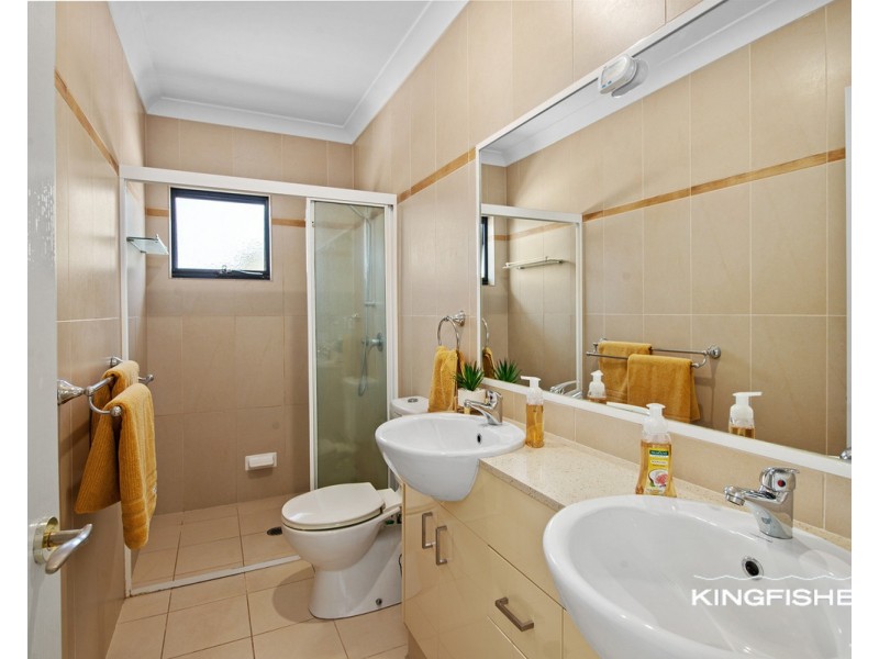 1/6 Peter Parade, Miami QLD 4220