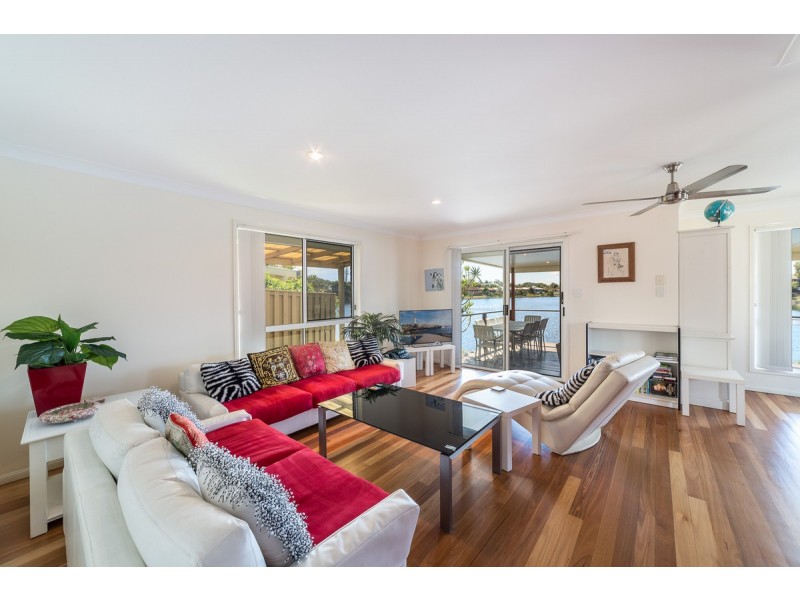 46 Galeen Drive, Burleigh Waters QLD 4220