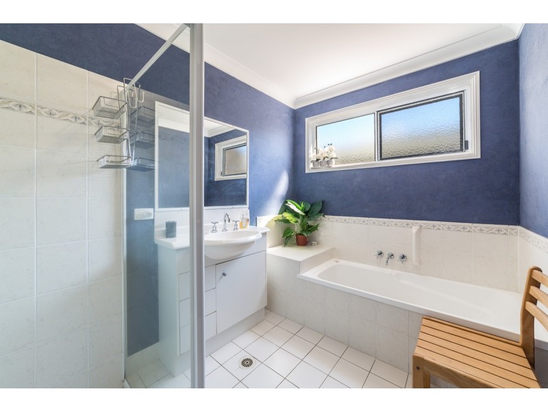 46 Galeen Drive, Burleigh Waters QLD 4220