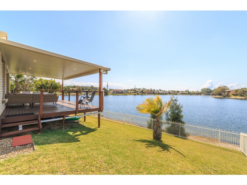 46 Galeen Drive, Burleigh Waters QLD 4220