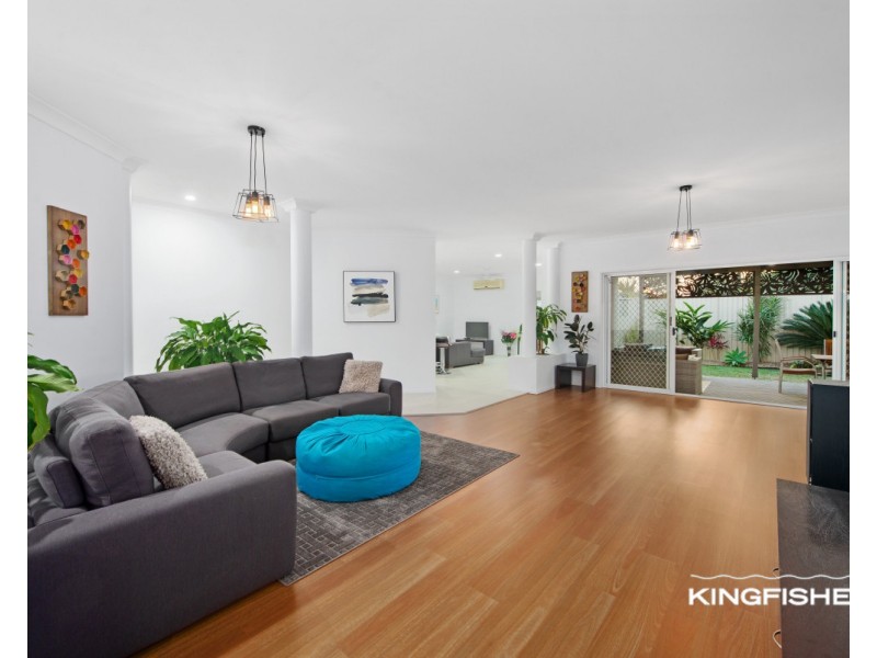 51 Dunlin Drive, Burleigh Waters QLD 4220