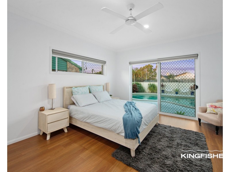 51 Dunlin Drive, Burleigh Waters QLD 4220