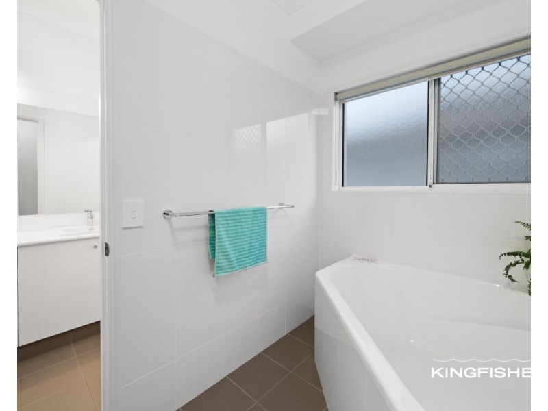 51 Dunlin Drive, Burleigh Waters QLD 4220