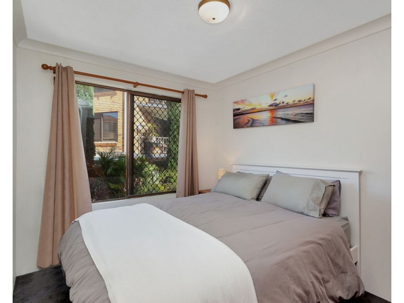 4/10 Allara Avenue, Palm Beach QLD 4221