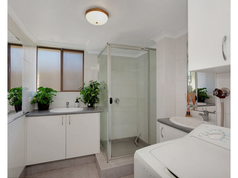 4/10 Allara Avenue, Palm Beach QLD 4221