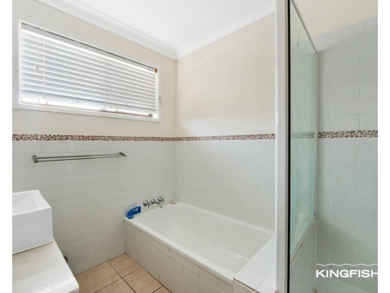 5 Egret Avenue, Burleigh Waters QLD 4220