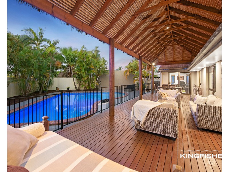 11 Courser Court, Burleigh Waters QLD 4220