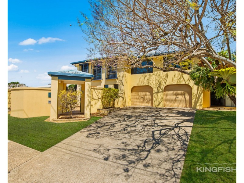 110 Burleigh Street, Burleigh Waters QLD 4220