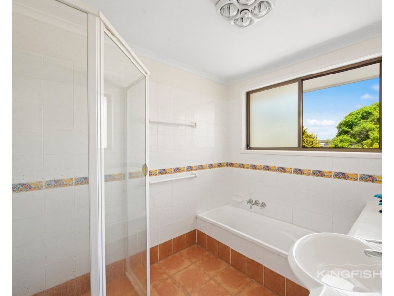 110 Burleigh Street, Burleigh Waters QLD 4220