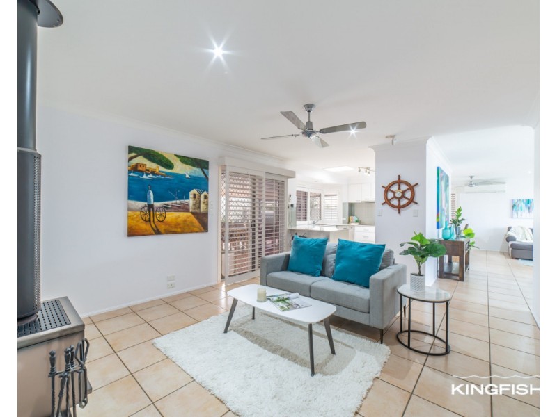 61 Dunlin Drive, Burleigh Waters QLD 4220
