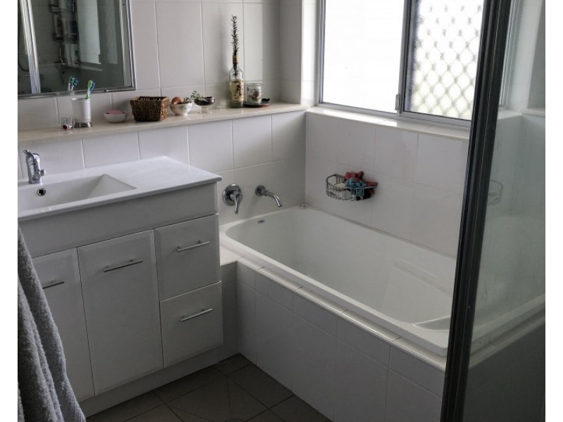 29C Acanthus Avenue, Burleigh Heads QLD 4220