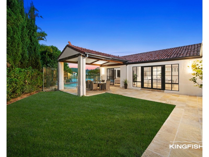 134 Dunlin Drive, Burleigh Waters QLD 4220