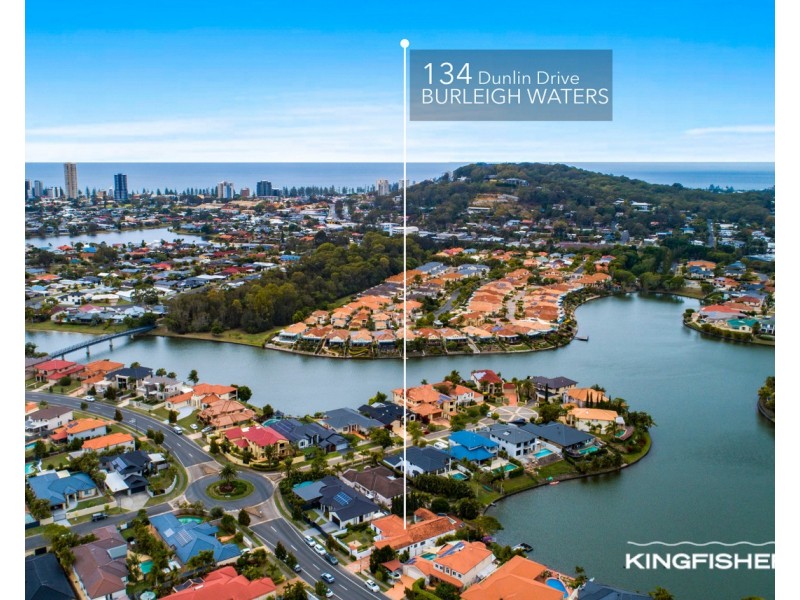 134 Dunlin Drive, Burleigh Waters QLD 4220