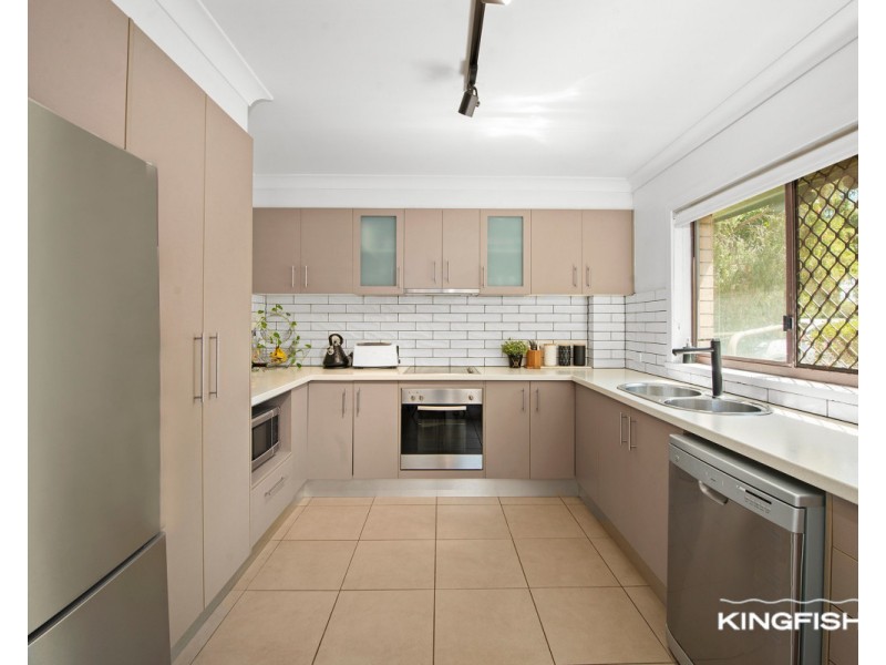 2/2 Rope Court, Mermaid Waters QLD 4218