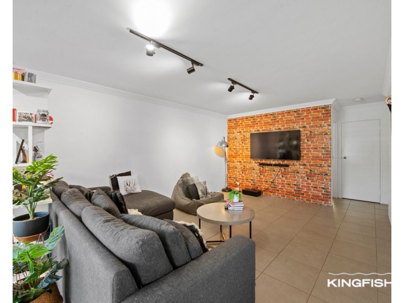 2/2 Rope Court, Mermaid Waters QLD 4218