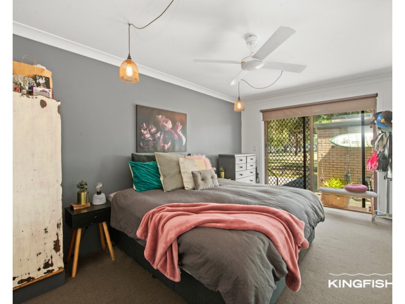 2/2 Rope Court, Mermaid Waters QLD 4218