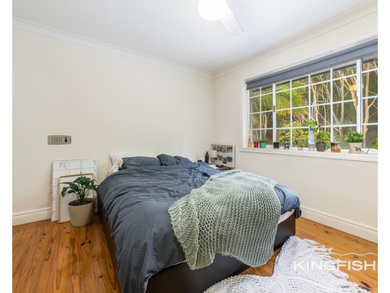 37 Lutana Avenue, Miami QLD 4220