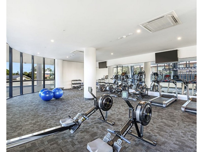 49/70-72 The Esplanade, Burleigh Heads QLD 4220