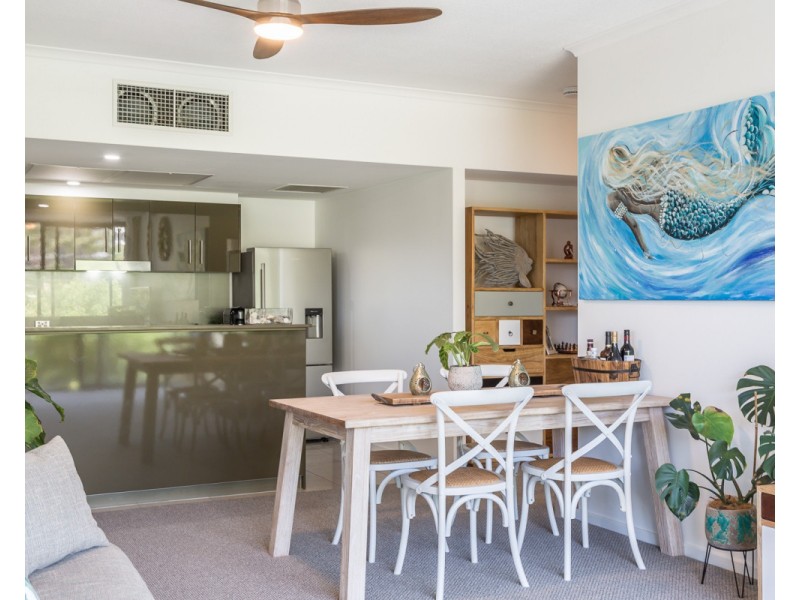 2012/1 Ocean Street, Burleigh Heads QLD 4220