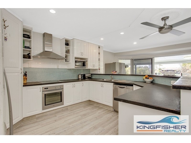 80 Jabiru Avenue, Burleigh Waters QLD 4220